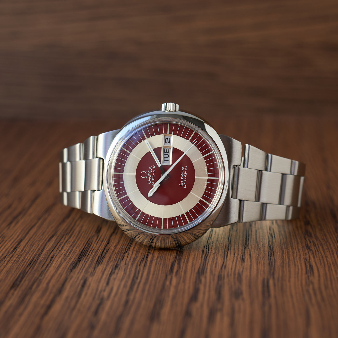 Omega Dynamic "red"