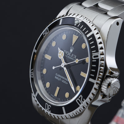 Rolex 5513 macro Submariner dial