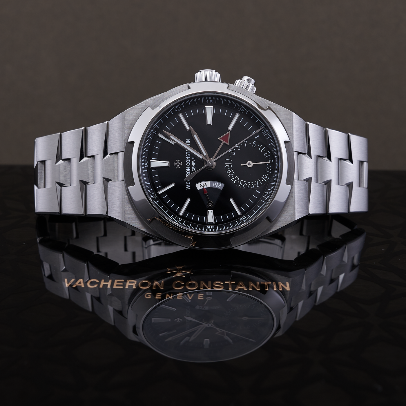 Vacheron Constantin Overseas case ref. 7900V/110A-B546