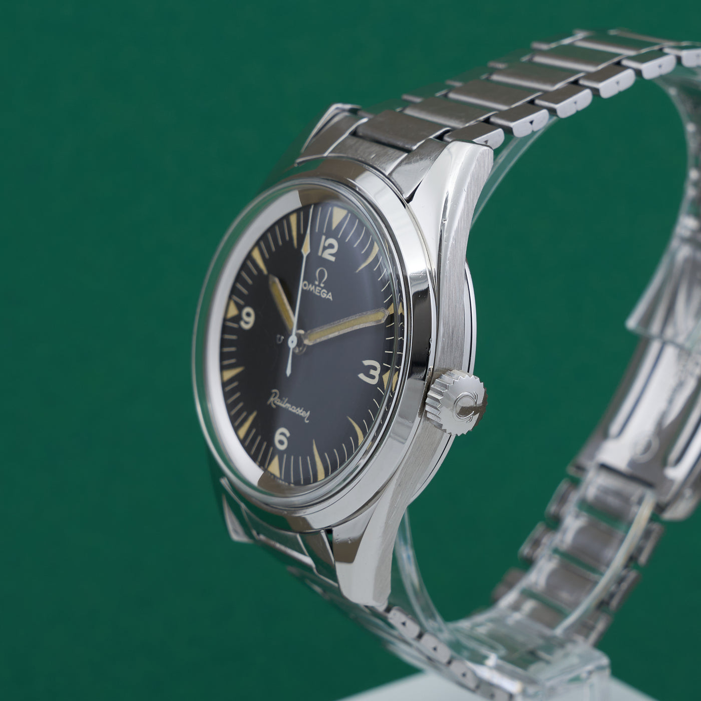 Vintage Omega Railmaster ref. 135004 case