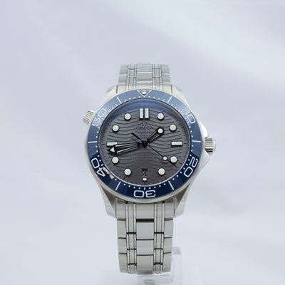 Pre-owned Omega Seamaster 300 Co-Axial Master Chronometer cal. 8800